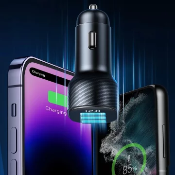 Ładowarka samochodowa Joyroom JR-CCD03 3× USB-A 17 W z wyświetlaczem – czarna