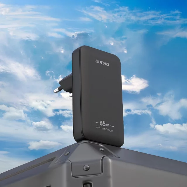 GaN Dudao 65W USB-C/USB-A PD EU/US Travel Wall Charger – Black