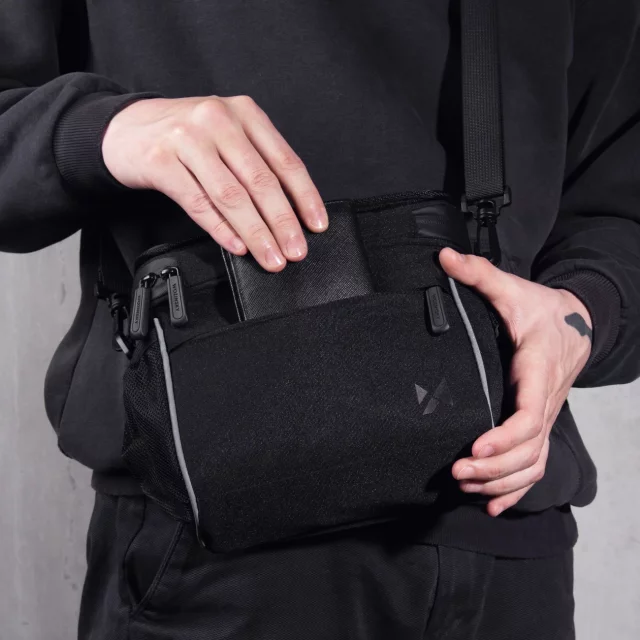 Wozinsky taška na řídítka taška přes rameno na kolo černá (WBHBB-01)