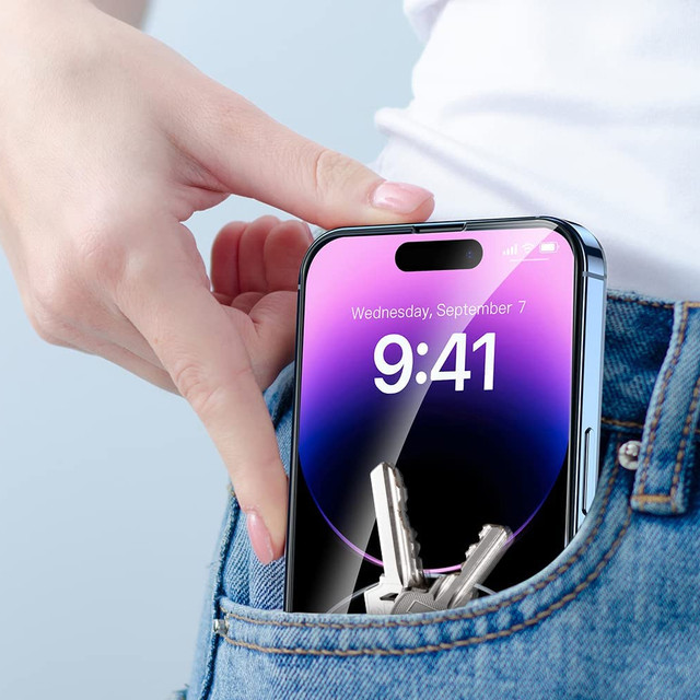 Spigen Glas.TR Slim Panzerglas für Apple iPhone 14 Pro Max